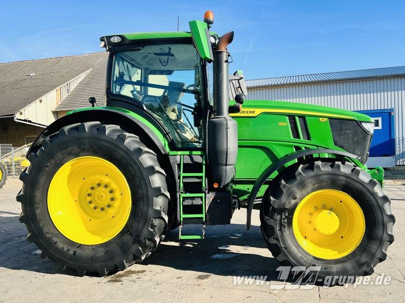 John Deere 6R 250 - جرار: صور 5 John Deere 6R 250 - جرار: صور 5