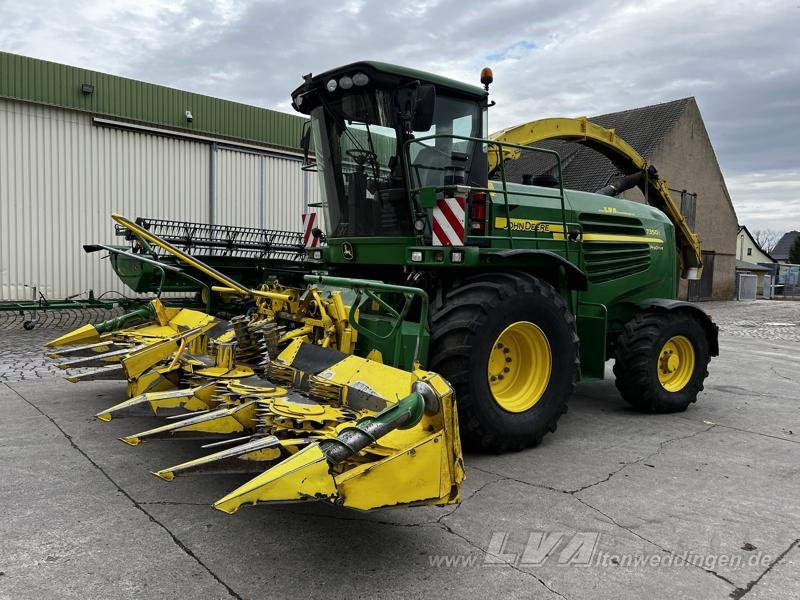 John Deere 7350 - حصادة الأعلاف: صور 1 John Deere 7350 - حصادة الأعلاف: صور 1