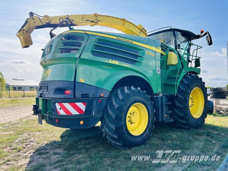 John Deere 8300 - جرار: صور 4 John Deere 8300 - جرار: صور 4