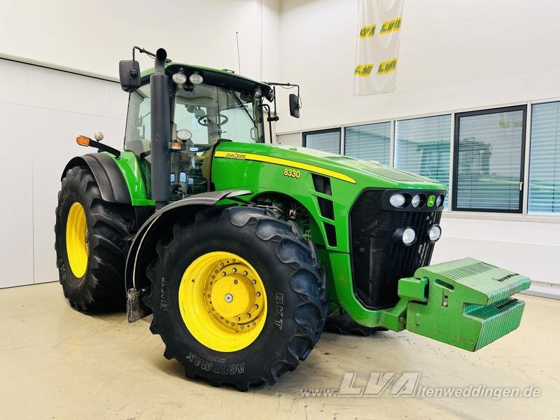 John Deere 8330 PowerShift - جرار: صور 5 John Deere 8330 PowerShift - جرار: صور 5