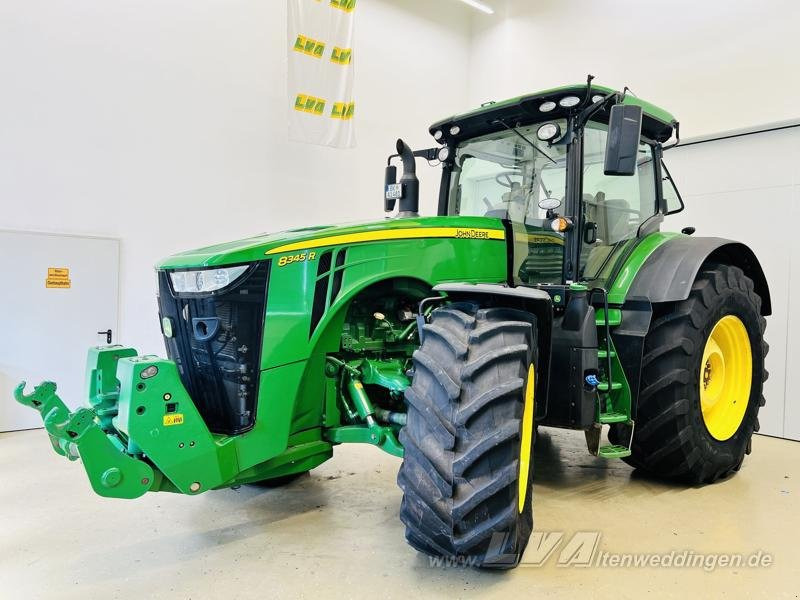 John Deere 8345R FH+FZW - جرار: صور 3 John Deere 8345R FH+FZW - جرار: صور 3