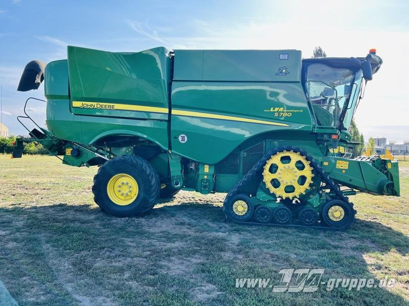 John Deere S780i ProDrive - حصادة شاملة: صور 4 John Deere S780i ProDrive - حصادة شاملة: صور 4