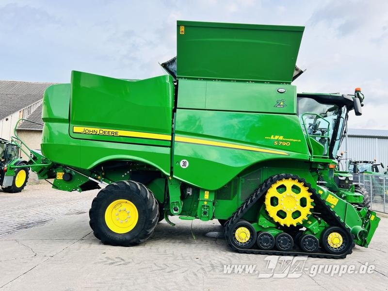 John Deere S790 - حصادة شاملة: صور 5 John Deere S790 - حصادة شاملة: صور 5