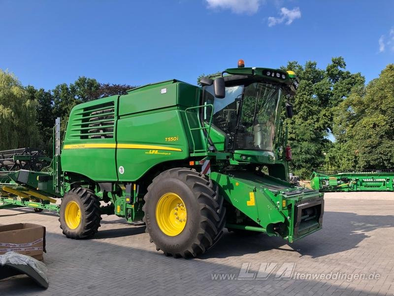 John Deere T550 - حصادة شاملة: صور 3 John Deere T550 - حصادة شاملة: صور 3