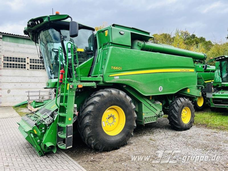 John Deere T660 - حصادة شاملة: صور 1 John Deere T660 - حصادة شاملة: صور 1