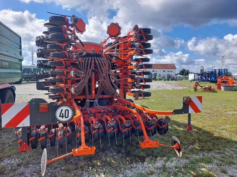 Kuhn Espro 6000R - معدات بذار: صور 4 Kuhn Espro 6000R - معدات بذار: صور 4