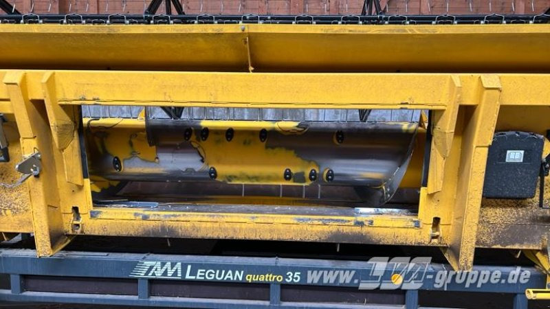 حصادة شاملة New Holland CR9.90: صور 10 حصادة شاملة New Holland CR9.90: صور 10