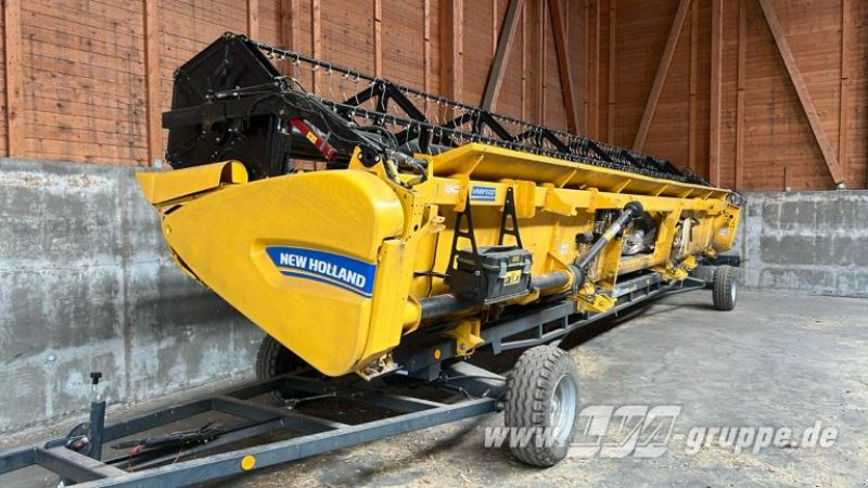حصادة شاملة New Holland CR9.90: صور 8 حصادة شاملة New Holland CR9.90: صور 8