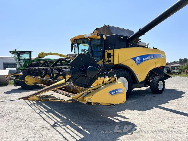 New Holland CX8080 4wd - حصادة شاملة: صور 3 New Holland CX8080 4wd - حصادة شاملة: صور 3