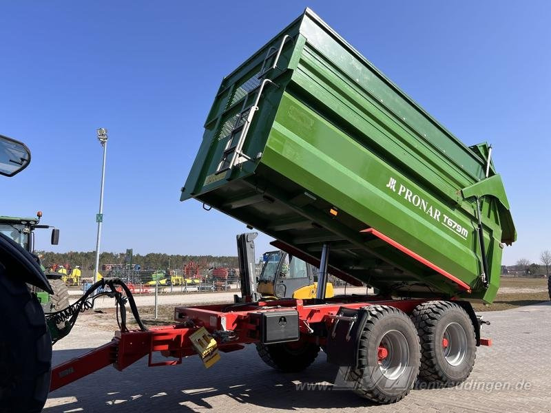 PRONAR T679M - قلابة مقطورة الزراعية: صور 1 PRONAR T679M - قلابة مقطورة الزراعية: صور 1