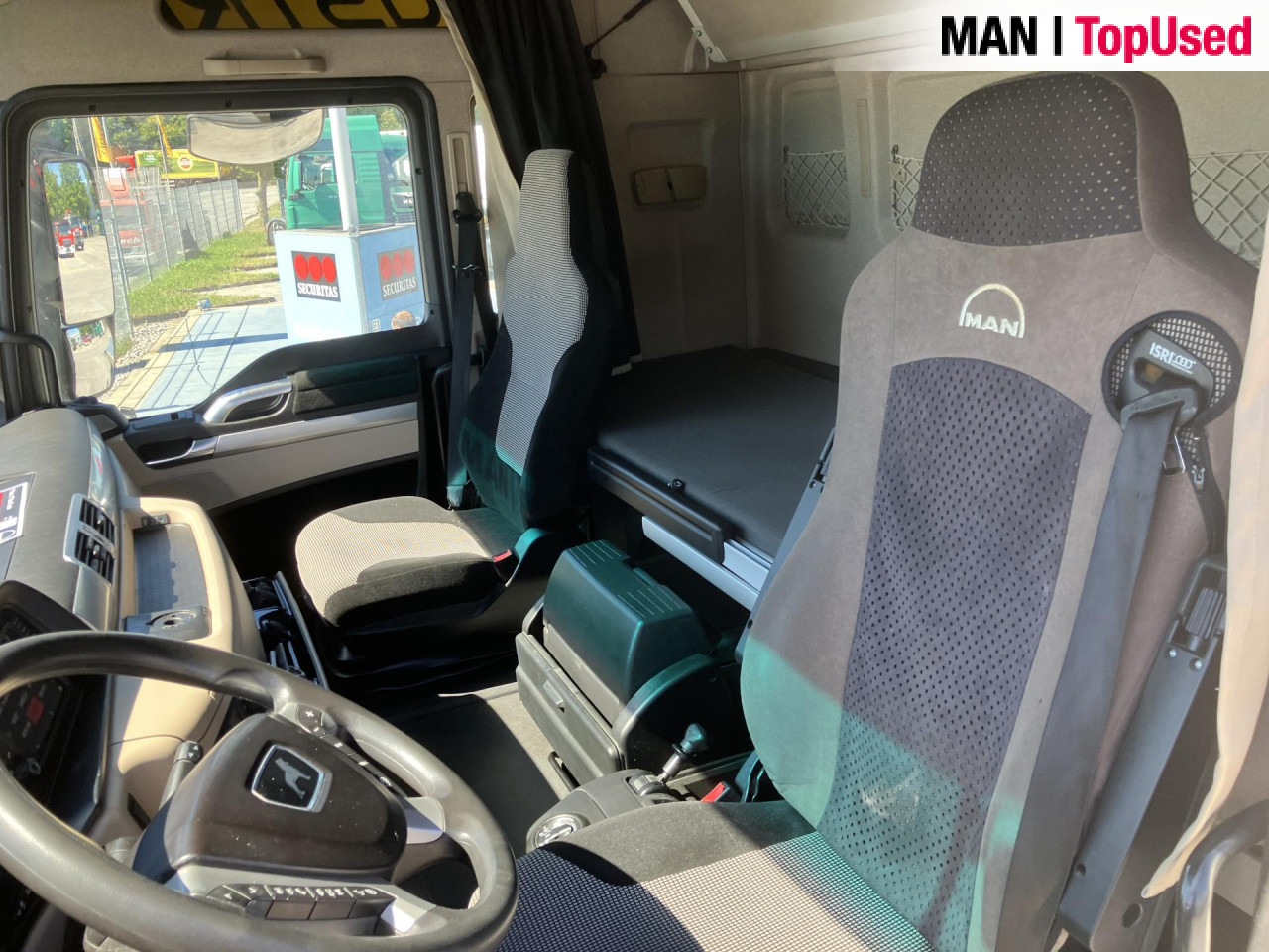 MAN TGX 18.500 4X2 BLS - شاحنة جرار: صور 4 MAN TGX 18.500 4X2 BLS - شاحنة جرار: صور 4