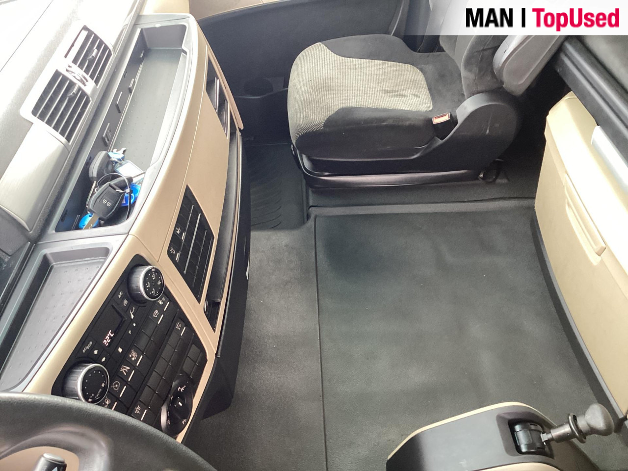 MAN TGX 18.510 4X2 BLS - شاحنة جرار: صور 3 MAN TGX 18.510 4X2 BLS - شاحنة جرار: صور 3