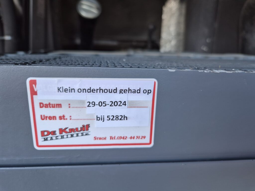 اللودر بعجل AHLMANN AS85: صور 8 اللودر بعجل AHLMANN AS85: صور 8