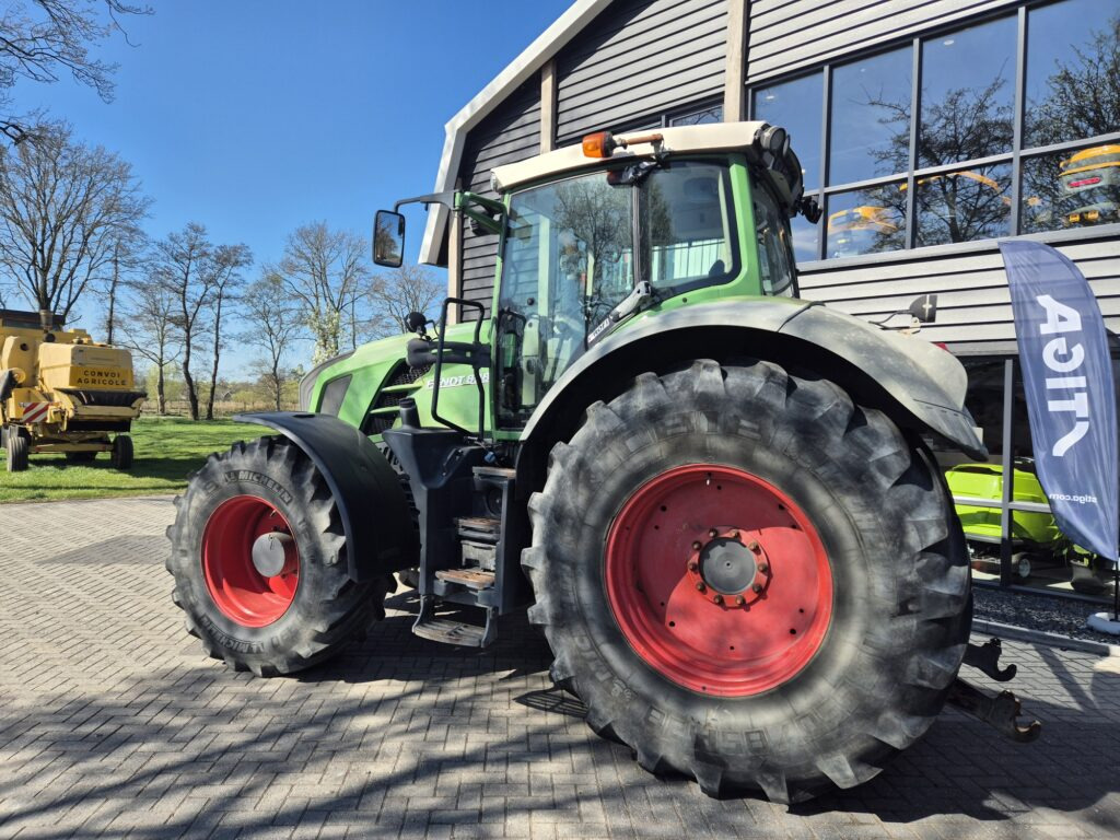 FENDT 828 - جرار: صور 5 FENDT 828 - جرار: صور 5