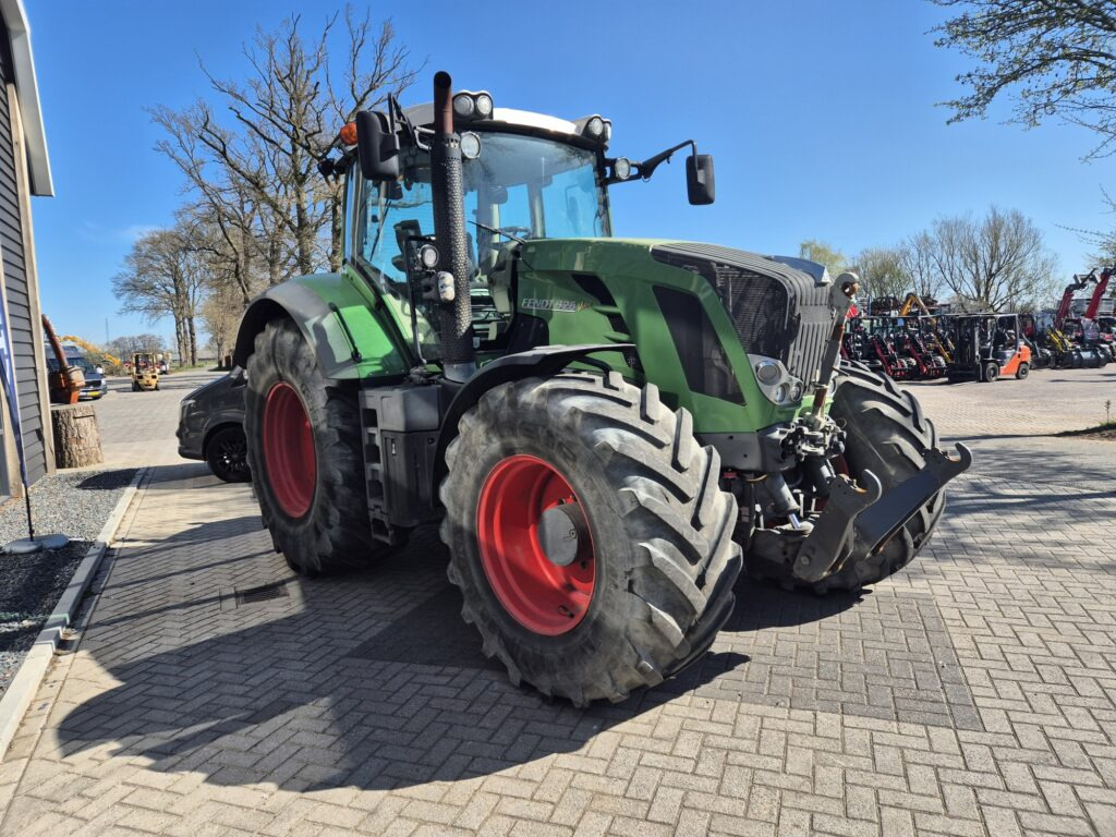 FENDT 828 - جرار: صور 3 FENDT 828 - جرار: صور 3