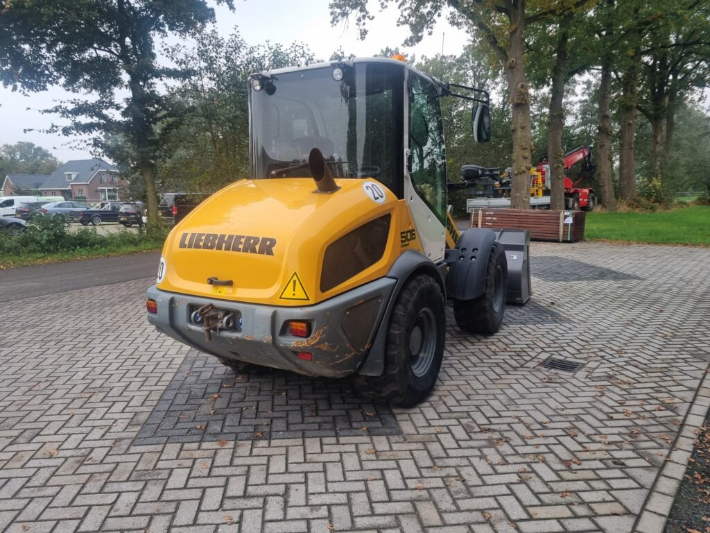 LIEBHERR L506C - اللودر بعجل: صور 4 LIEBHERR L506C - اللودر بعجل: صور 4