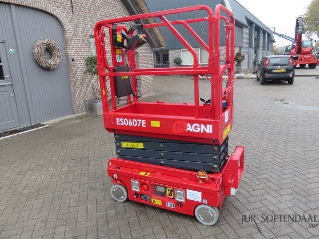 MAGNI ES 0607E - رافعات مقصية: صور 5 MAGNI ES 0607E - رافعات مقصية: صور 5