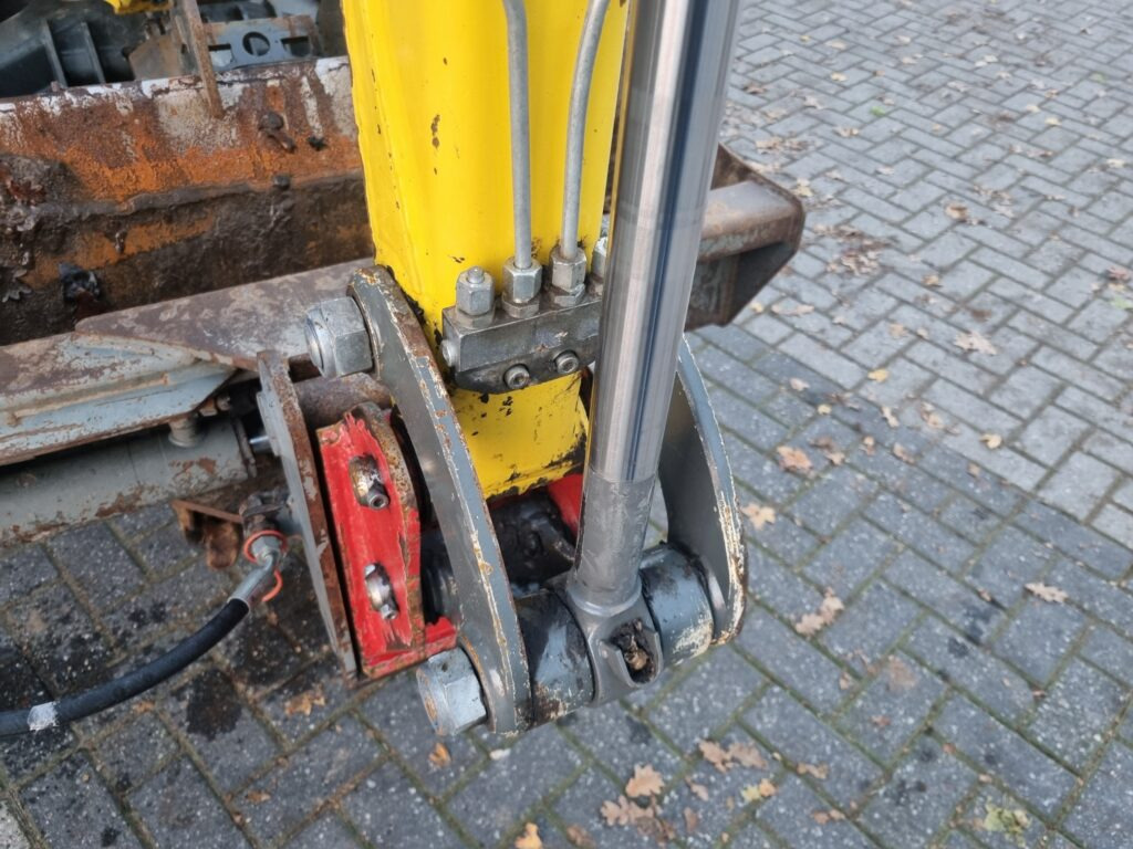 حفارة مصغرة WACKER NEUSON ET24 minidigger: صور 18 حفارة مصغرة WACKER NEUSON ET24 minidigger: صور 18