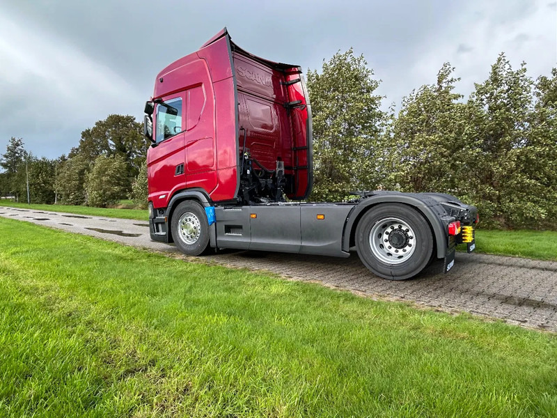 Scania S500 NGS | S-U-P-E-R | PARK-COOLER | RETARDER | FULL-AIR | NEW - شاحنة جرار: صور 3 Scania S500 NGS | S-U-P-E-R | PARK-COOLER | RETARDER | FULL-AIR | NEW - شاحنة جرار: صور 3
