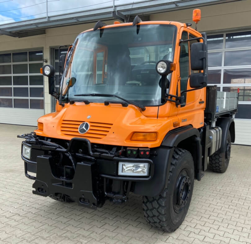Unimog 500 - U500 405 33387 Mercedes Benz 405 - سيارة بلدية: صور 1 Unimog 500 - U500 405 33387 Mercedes Benz 405 - سيارة بلدية: صور 1