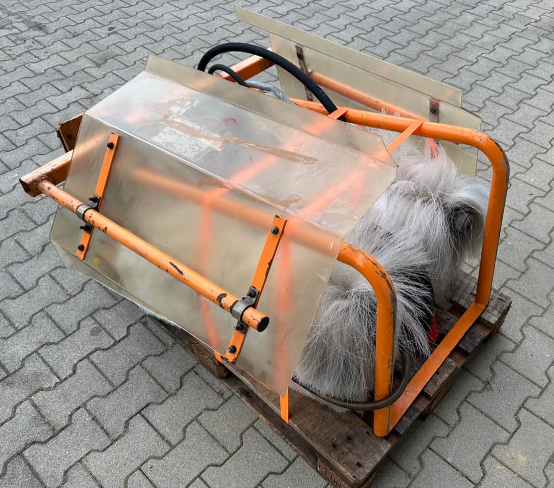 Unimog Doppelwaschbürste  Mulag DWB - مكنسة: صور 5 Unimog Doppelwaschbürste  Mulag DWB - مكنسة: صور 5