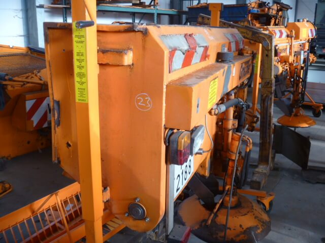 Unimog Salzstreuer Gmeiner 90WA - الرمال مفرشة: صور 2 Unimog Salzstreuer Gmeiner 90WA - الرمال مفرشة: صور 2