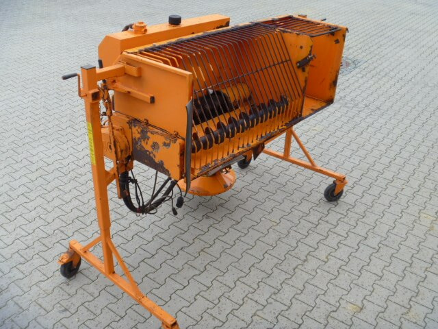 Unimog Salzstreuer Gmeiner DK WA 24V - الرمال مفرشة: صور 3 Unimog Salzstreuer Gmeiner DK WA 24V - الرمال مفرشة: صور 3