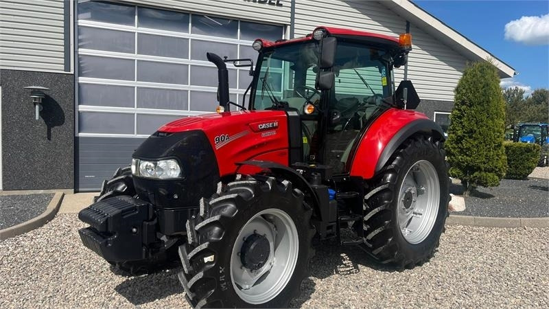 Case IH Farmall 90A Kun 131 timer - جرار: صور 2 Case IH Farmall 90A Kun 131 timer - جرار: صور 2