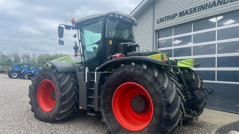 Claas XERION 5000 Trac. Med GPS anlæg. Ultimativ trækker - جرار: صور 3 Claas XERION 5000 Trac. Med GPS anlæg. Ultimativ trækker - جرار: صور 3