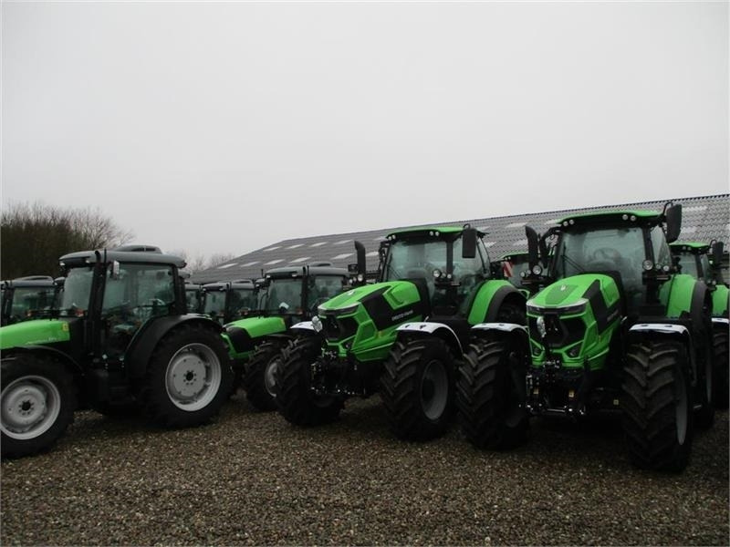 Deutz-fahr Agrofarm 115G with 30F+30R Hi-Lo and CreepGea - جرار: صور 3 Deutz-fahr Agrofarm 115G with 30F+30R Hi-Lo and CreepGea - جرار: صور 3