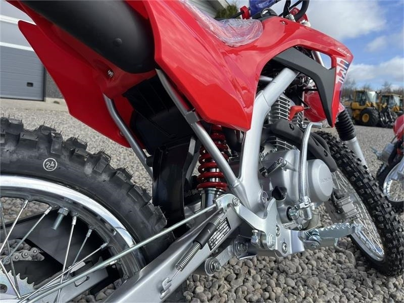 Honda CRF 125 FB Den helt nye model - اتفس: صور 4 Honda CRF 125 FB Den helt nye model - اتفس: صور 4
