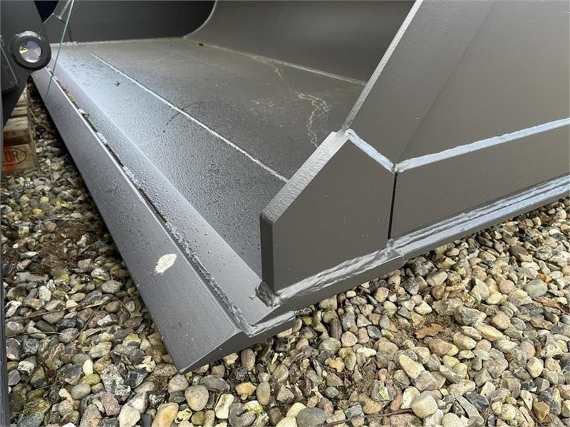 JST Skovl 3.4m3 med volvoskifte og 3m bred. NY SKOVL.  - بكت - آلات البناء: صور 5 JST Skovl 3.4m3 med volvoskifte og 3m bred. NY SKOVL.  - بكت - آلات البناء: صور 5