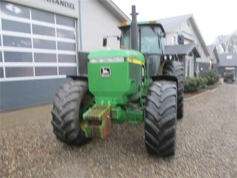 John Deere 4755 En rigtig kraftkarl med den store 7,6L motor - جرار: صور 4 John Deere 4755 En rigtig kraftkarl med den store 7,6L motor - جرار: صور 4