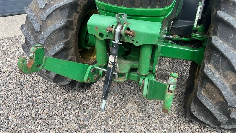 John Deere 6170R AutoPower med frontlift - جرار: صور 4 John Deere 6170R AutoPower med frontlift - جرار: صور 4
