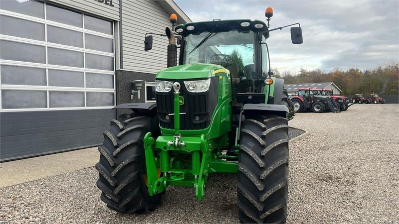 John Deere 6170R AutoPower med frontlift - جرار: صور 4 John Deere 6170R AutoPower med frontlift - جرار: صور 4
