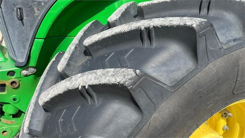 John Deere 7280R Næsten nye dæk, Autopower og frontlift - جرار: صور 4 John Deere 7280R Næsten nye dæk, Autopower og frontlift - جرار: صور 4