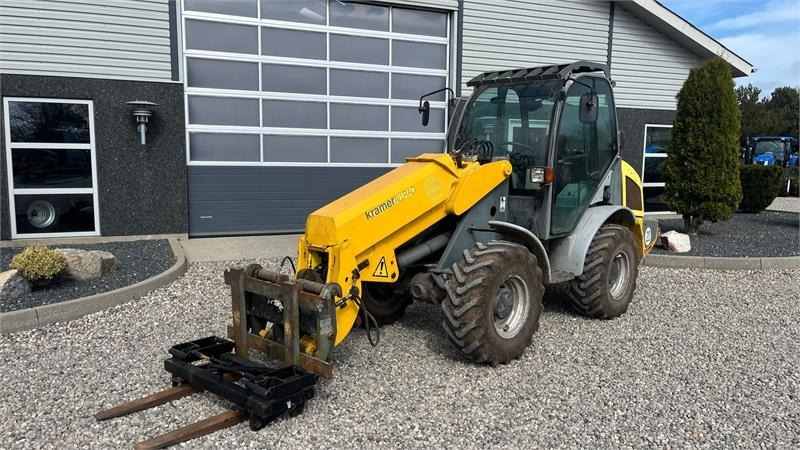 Kramer 750T Allrad med pallegafler og adabter. Med telesk - اللودر بعجل: صور 2 Kramer 750T Allrad med pallegafler og adabter. Med telesk - اللودر بعجل: صور 2