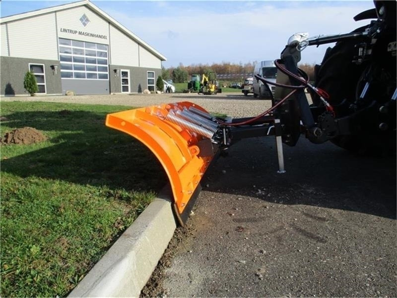 Limas 180 MiniSHL hyd. med klapskær - كاسحة ثلوج - الآلات والماكينات الزراعية: صور 2 Limas 180 MiniSHL hyd. med klapskær - كاسحة ثلوج - الآلات والماكينات الزراعية: صور 2