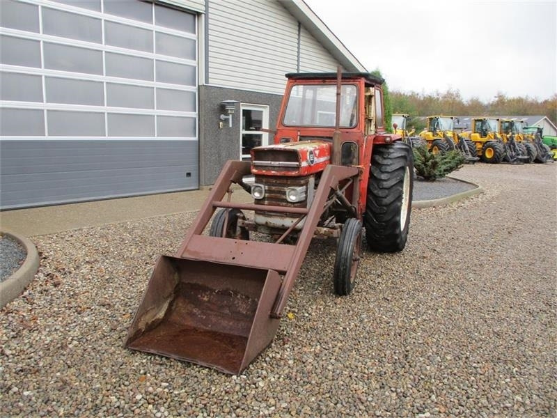 Massey Ferguson 165 Med Trucktårn og Frontlæsser - جرار: صور 3 Massey Ferguson 165 Med Trucktårn og Frontlæsser - جرار: صور 3