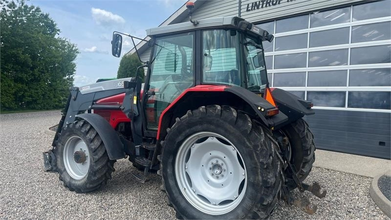 Massey Ferguson 6260 PowerControl med frontlæsser og Topcon sporfø - جرار: صور 3 Massey Ferguson 6260 PowerControl med frontlæsser og Topcon sporfø - جرار: صور 3