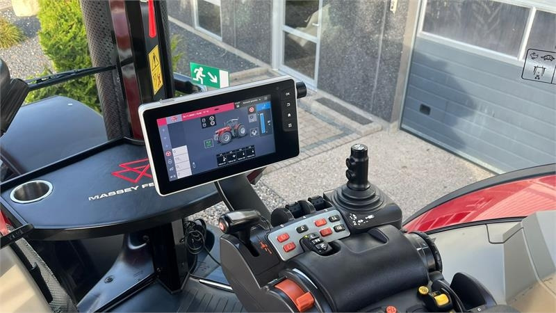 Massey Ferguson 8730S Dyna VT Velholdt traktor - جرار: صور 3 Massey Ferguson 8730S Dyna VT Velholdt traktor - جرار: صور 3