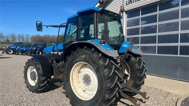 New Holland 8360 Rangecommand - جرار: صور 2 New Holland 8360 Rangecommand - جرار: صور 2