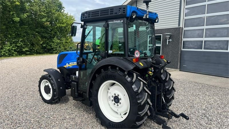 New Holland T4.80 F SuperSteear med aircondition og koblingsfr - جرار: صور 3 New Holland T4.80 F SuperSteear med aircondition og koblingsfr - جرار: صور 3