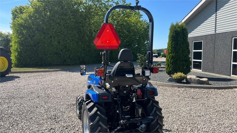 جرارات البلدية Solis H26 HST Hydrostat med Traktor dæk: صور 13
