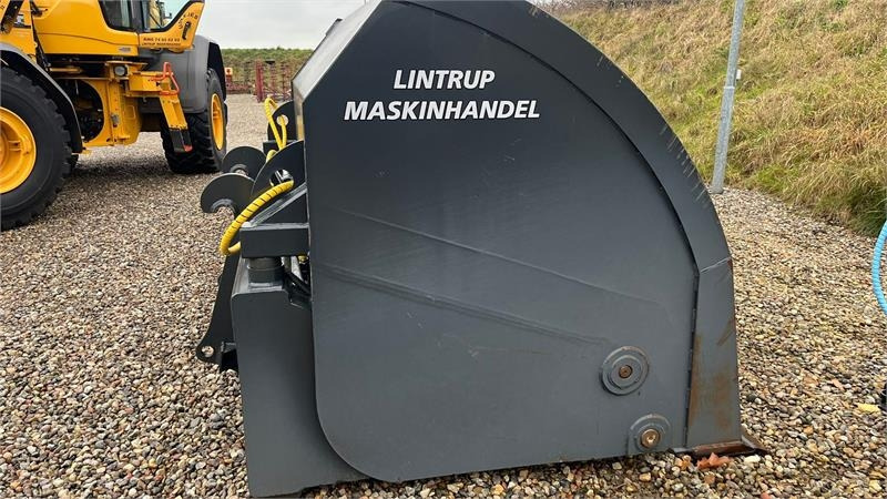 Volvo 5m3 Rauakoda Højtip skovl Rauakoda 5m3 højtip skov - اللودر بعجل: صور 2 Volvo 5m3 Rauakoda Højtip skovl Rauakoda 5m3 højtip skov - اللودر بعجل: صور 2