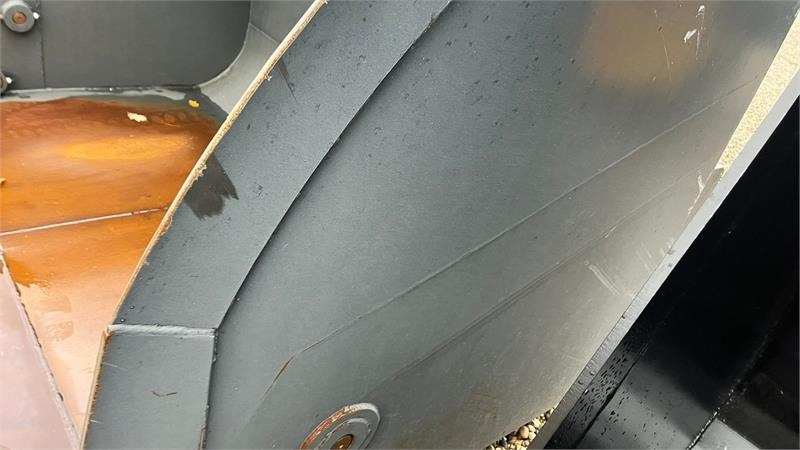 Volvo 5m3 Rauakoda Højtip skovl Rauakoda 5m3 højtip skov - اللودر بعجل: صور 5 Volvo 5m3 Rauakoda Højtip skovl Rauakoda 5m3 højtip skov - اللودر بعجل: صور 5