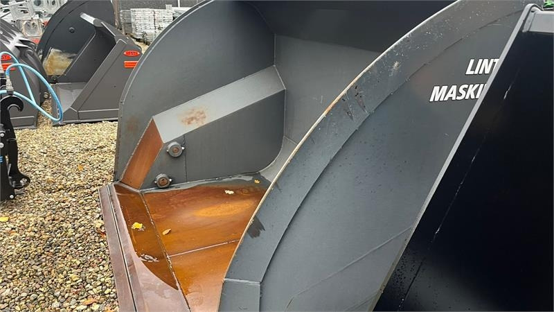 Volvo 5m3 Rauakoda Højtip skovl Rauakoda 5m3 højtip skov - اللودر بعجل: صور 4 Volvo 5m3 Rauakoda Højtip skovl Rauakoda 5m3 højtip skov - اللودر بعجل: صور 4