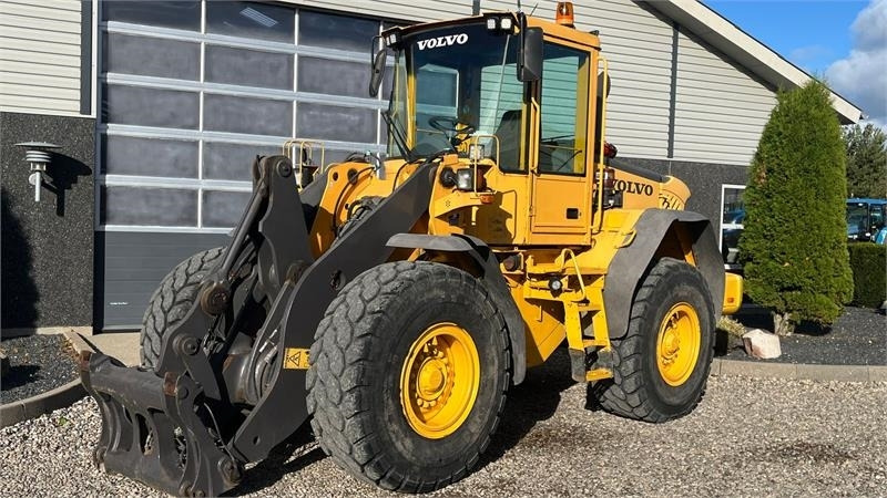 Volvo L70E Med hurtigskift og centralsmørring - اللودر بعجل: صور 2 Volvo L70E Med hurtigskift og centralsmørring - اللودر بعجل: صور 2