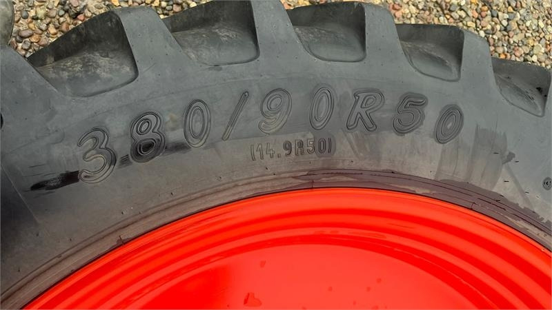 Sprøjtehjul 380/85R34 og 380/90R50 Har siddet på e - الإطارات - الآلات والماكينات الزراعية: صور 3 Sprøjtehjul 380/85R34 og 380/90R50 Har siddet på e - الإطارات - الآلات والماكينات الزراعية: صور 3