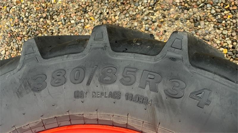 Sprøjtehjul 380/85R34 og 380/90R50 Har siddet på e - الإطارات - الآلات والماكينات الزراعية: صور 4 Sprøjtehjul 380/85R34 og 380/90R50 Har siddet på e - الإطارات - الآلات والماكينات الزراعية: صور 4
